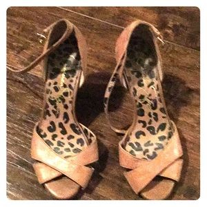 Tan Jessica Simpson Wedges